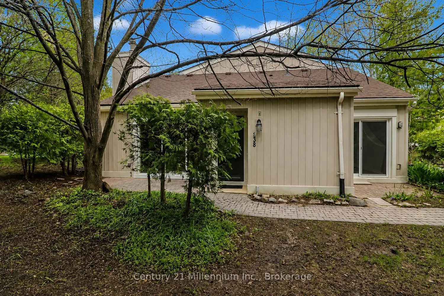 22 Dawson Drive 538