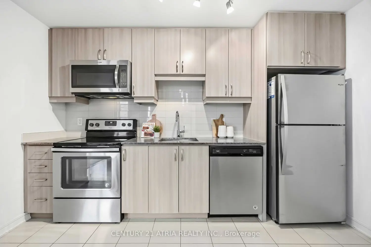 Additional image 12 of 9199 Yonge Street 518