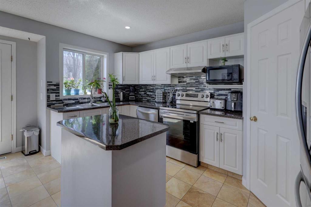 Additional image 5 of 9982 Hidden Valley Drive NW, Calgary, AB, T3A 5G6