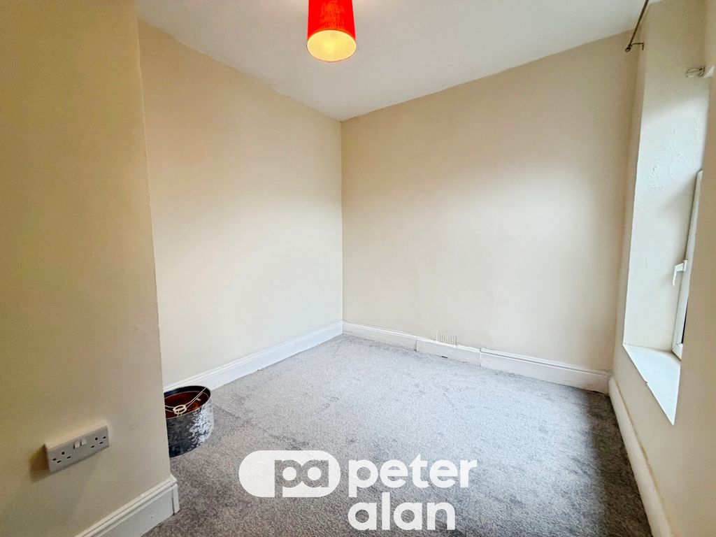 Additional image 7 of 4 bed terraced house to rentHigh Street, Maesteg CF34