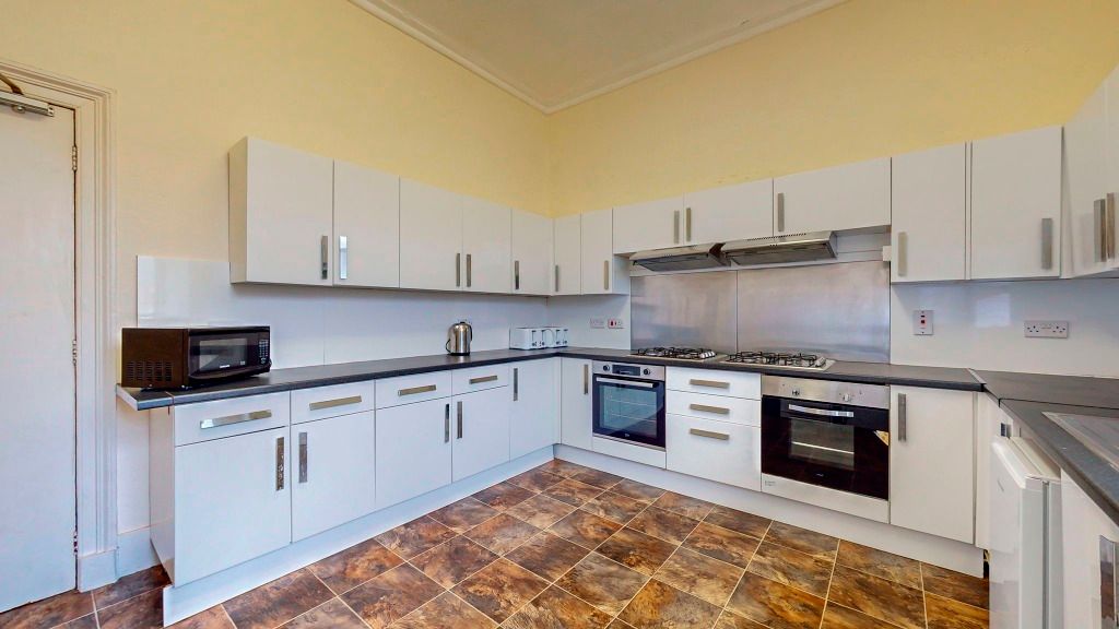 Additional image 2 of 7 bed flat to rentBuccleuch Street, Garnethill, Glasgow G3