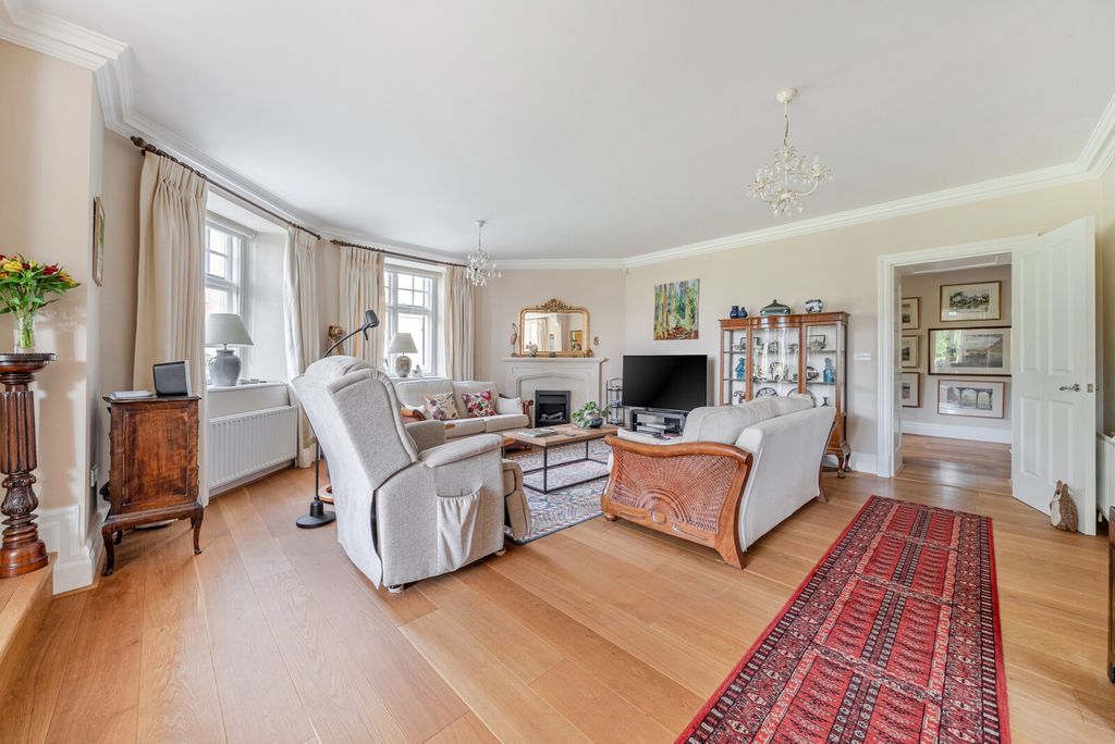 Additional image 16 of 2 bed flat for saleWoolmer Lane, Bramshott, Liphook GU30