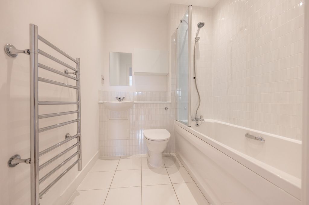 Additional image 10 of 2 bed flat to rent490 Argyle Street, Glasgow, Glasgow G2