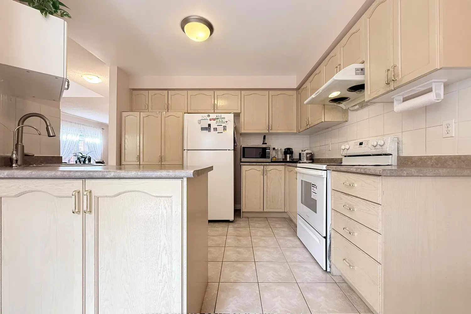 Additional image 8 of 77 Bassett Avenue