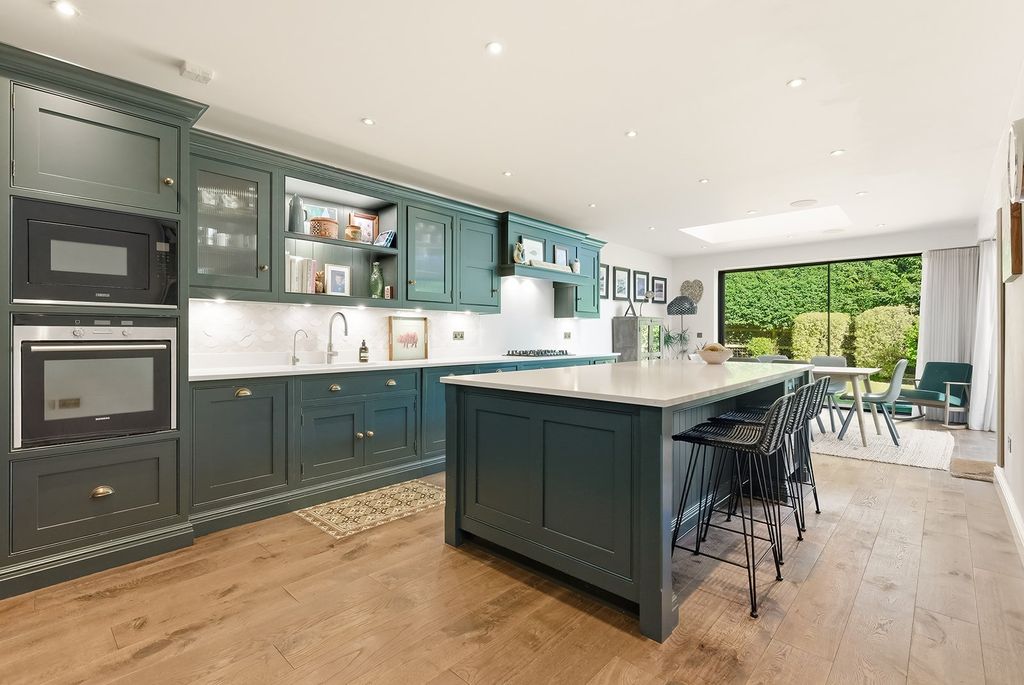 Additional image 2 of 5 bed detached house for saleOrchard Green, Beaconsfield, Buckinghamshire HP9