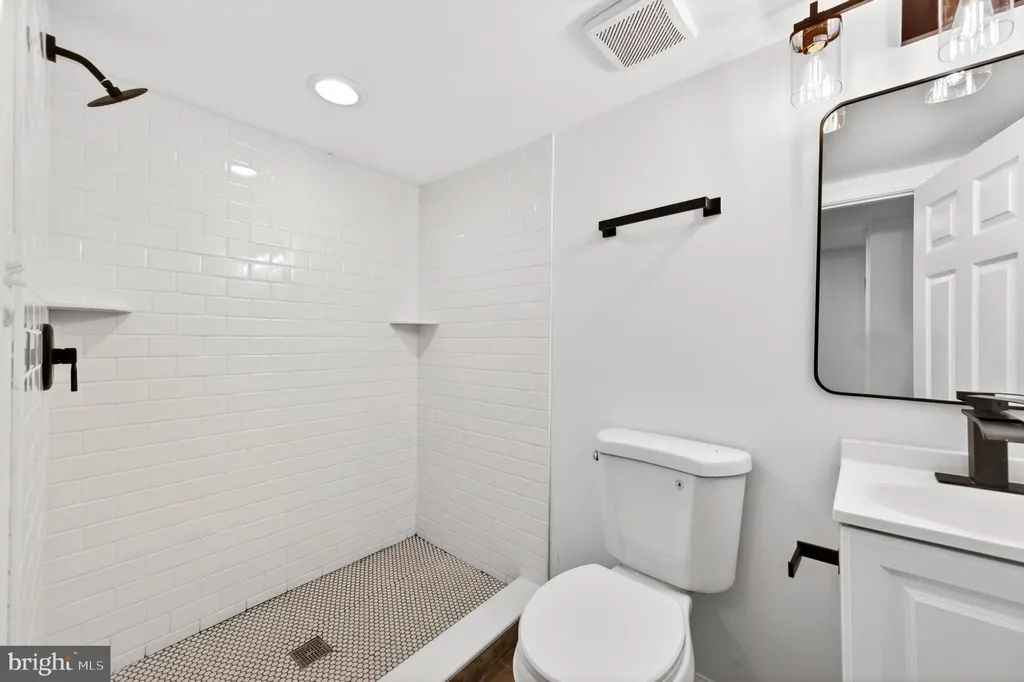 Additional image 16 of 310 S Newkirk Street, Baltimore, MD 21224