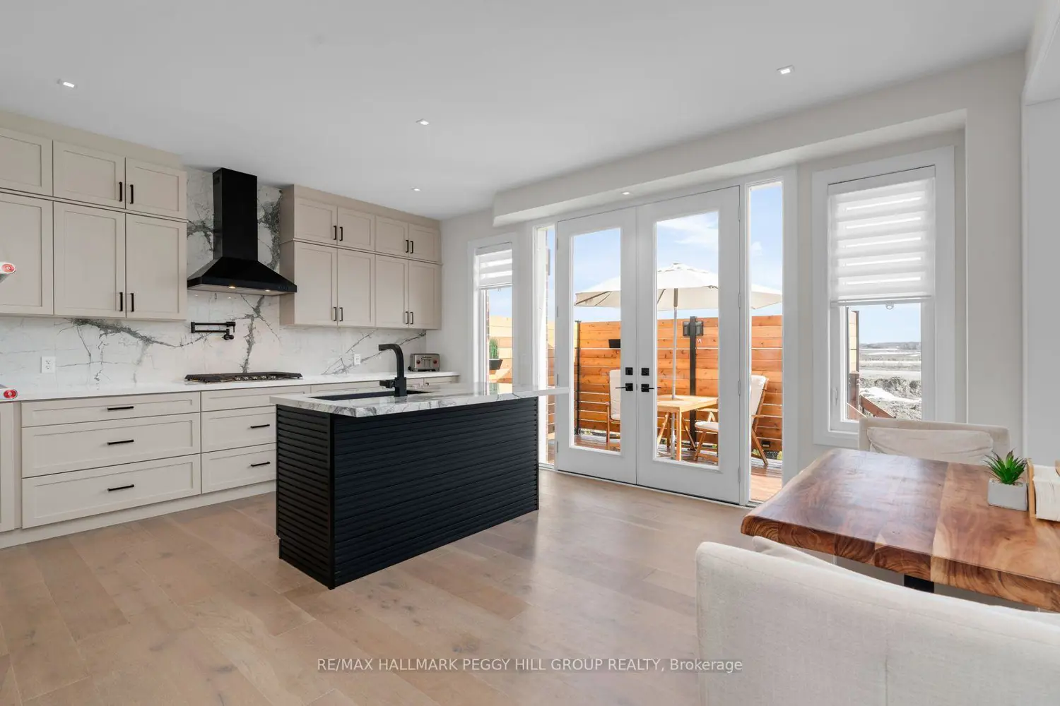 61 Strathgreen Lane photo 5