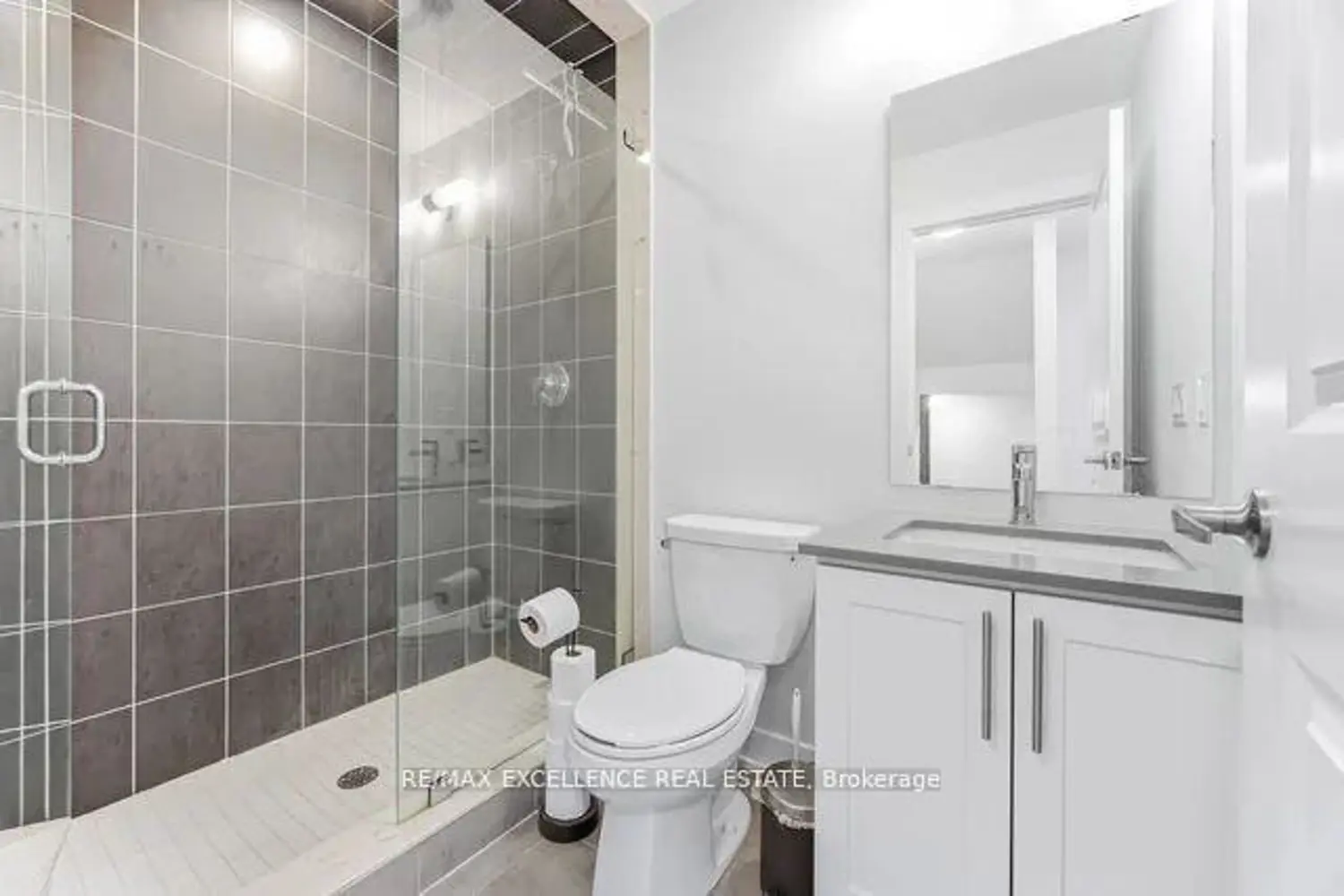 Additional image 16 of 9560 Islington Avenue 214