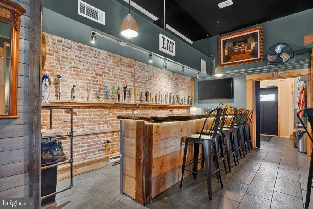 Additional image 17 of 300 N Washington Street, Snow Hill, MD 21863
