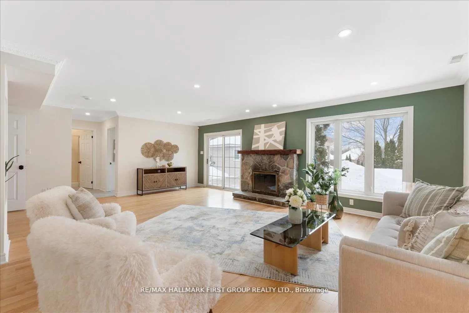 Additional image 9 of 1884 Appleview Road