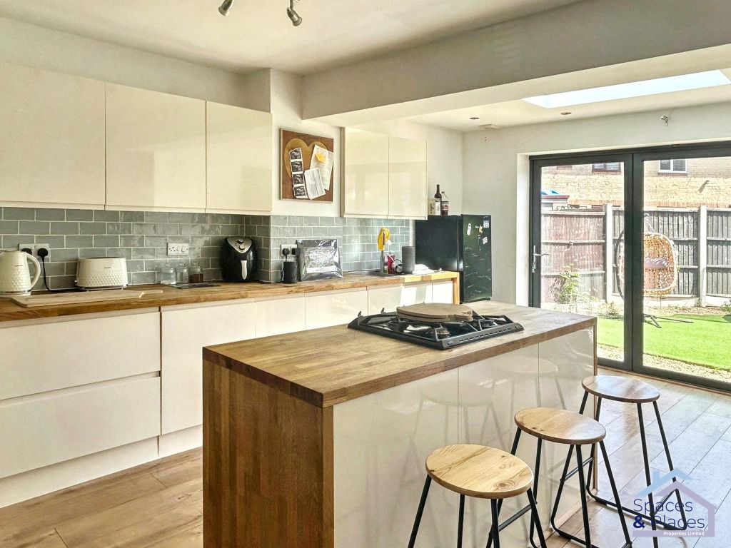 Additional image 4 of 3 bed detached house to rentRoebuck Close, Weston-Super-Mare BS22