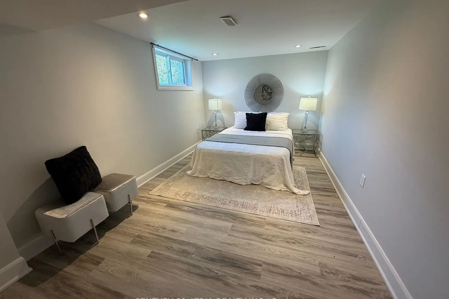 27 Waterbend Drive photo 4