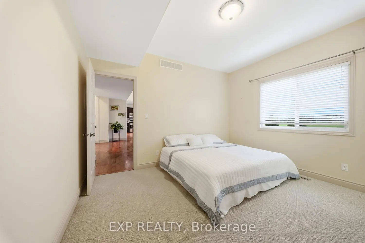 Additional image 2 of 16 Amber Place