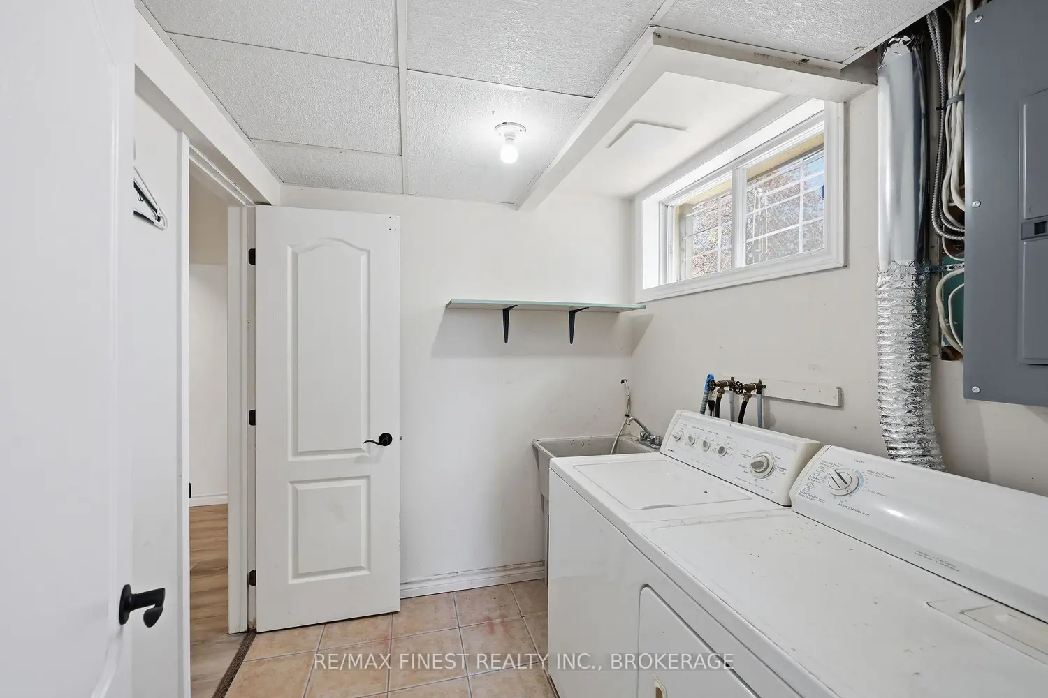 Additional image 8 of 882 Beaconhill Court
