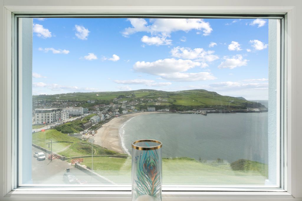 Additional image 22 of 3 bed flat for sale11 Imperial Heights, The Promenade, Port Erin IM9