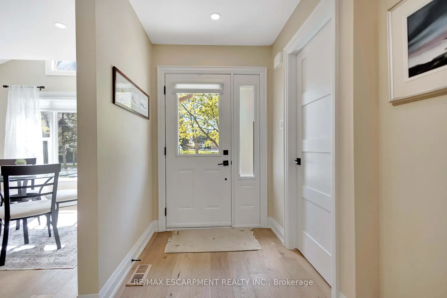 Additional image 4 of 5255 Lakeshore Road 57