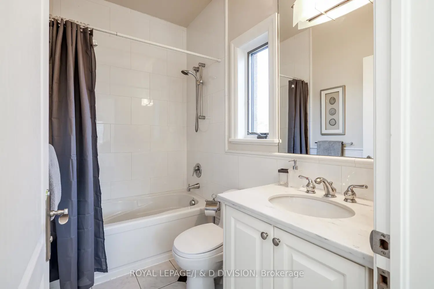Additional image 13 of 82 Munro Boulevard