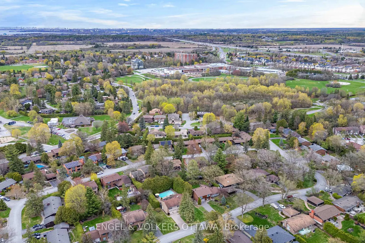 Additional image 19 of 21 Tiffany Crescent