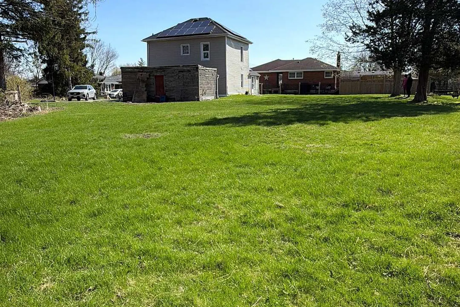 137 Locust Street photo 4