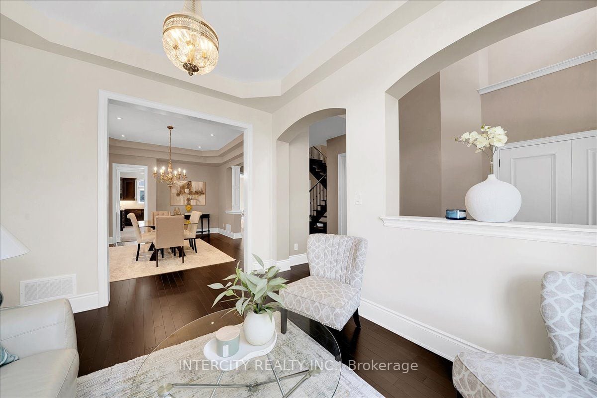 Additional image 6 of 233 Carisbrooke Circle, Aurora, ON, L4G 0K4