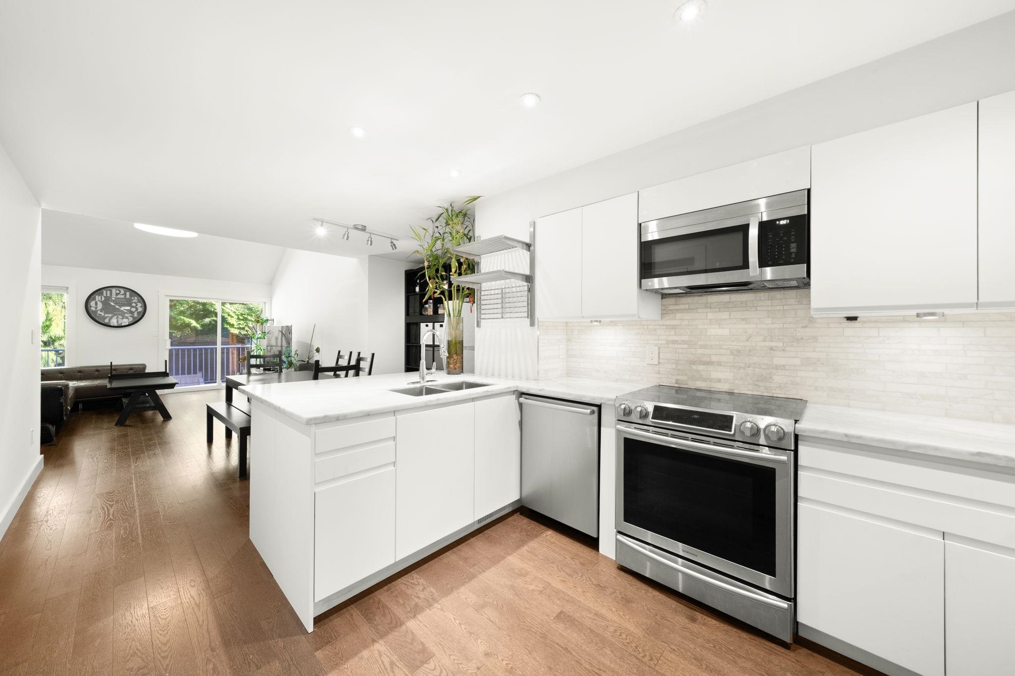 Additional image 4 of 4707 Cedarglen Place, Burnaby, BC, V5G 4B6