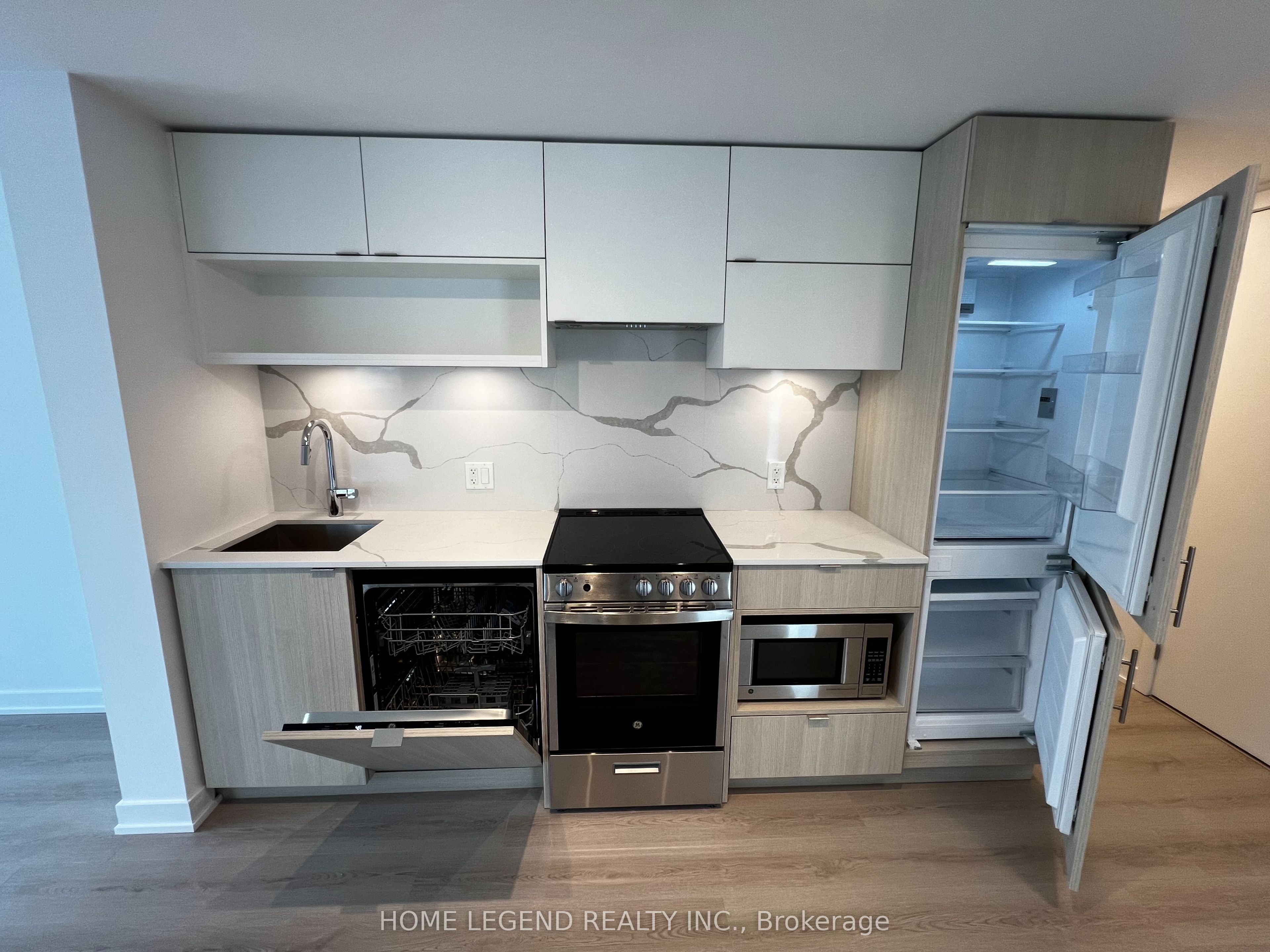 Additional image 3 of 1515-100 Queen Street E, Toronto, ON, M5C 0B5