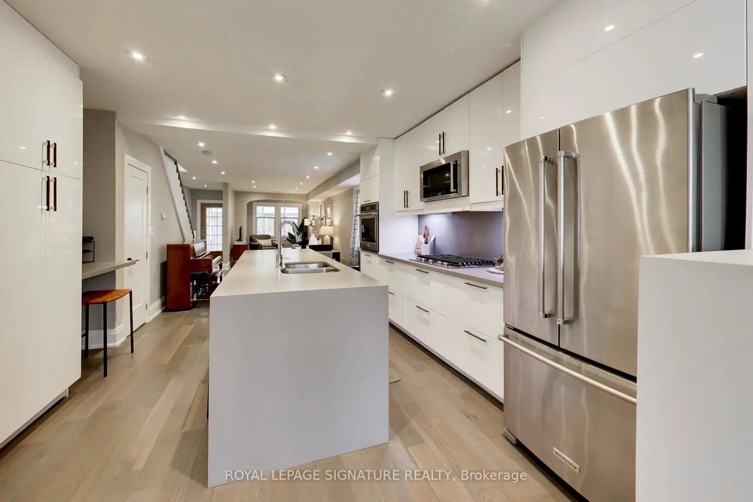 259 Torrens Avenue photo 3