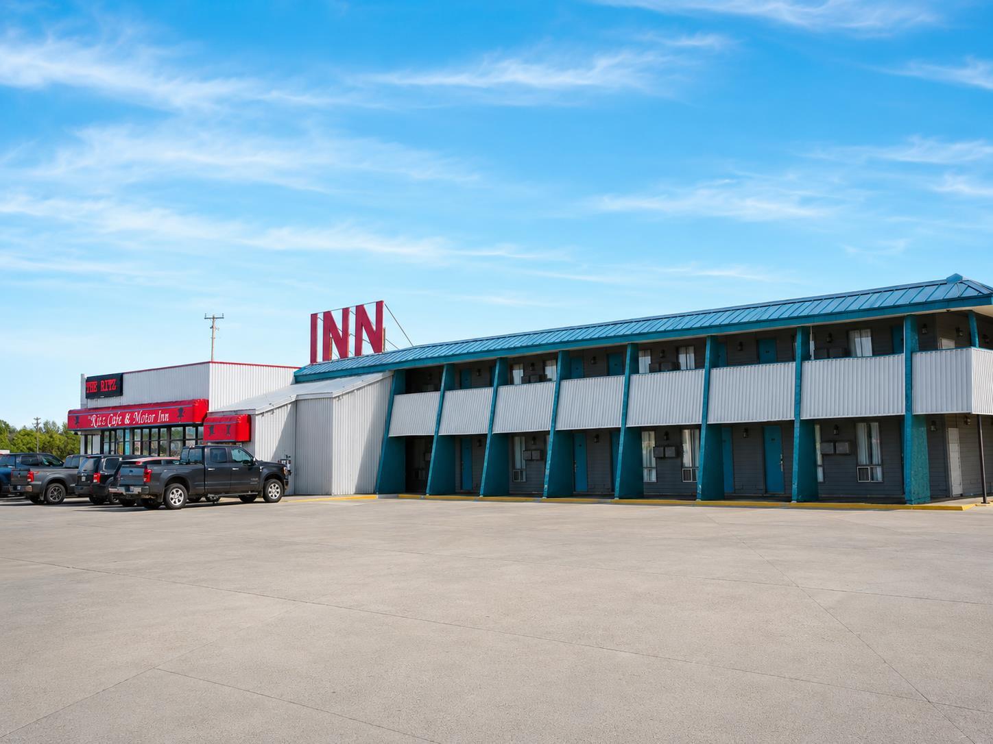 Additional image 2 of 5032 Caxton Street W, Whitecourt, AB, T7S0B8