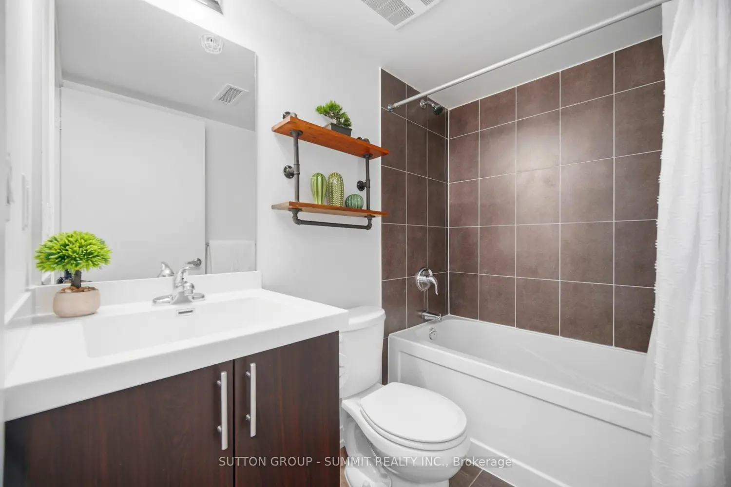 Additional image 7 of 1410 Dupont Street 311