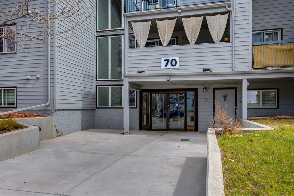Additional image 3 of 2240-70 Glamis Drive SW, Calgary, AB, T3E 6T6