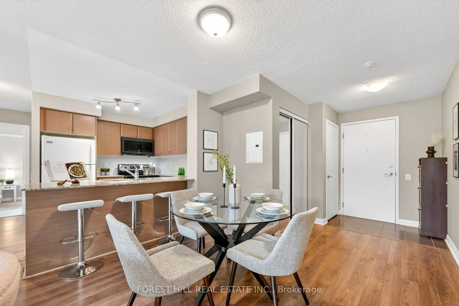 525 Wilson Avenue 655 photo 3