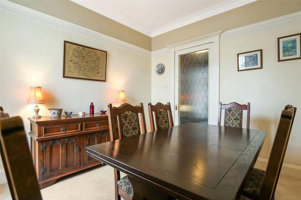 Additional image 8 of 4 bed flat for saleSouth Hamilton Street, Kilmarnock, East Ayrshire KA1