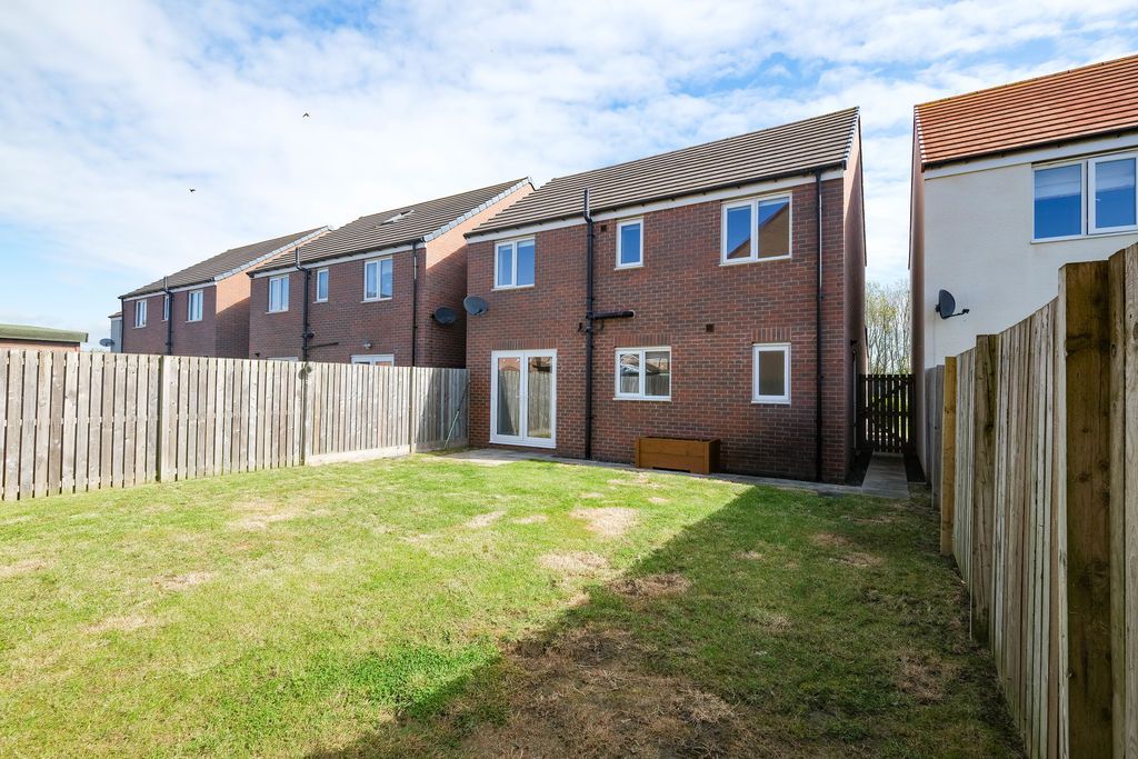 Additional image 2 of 4 bed detached house to rentChillingham Court, Amble NE65