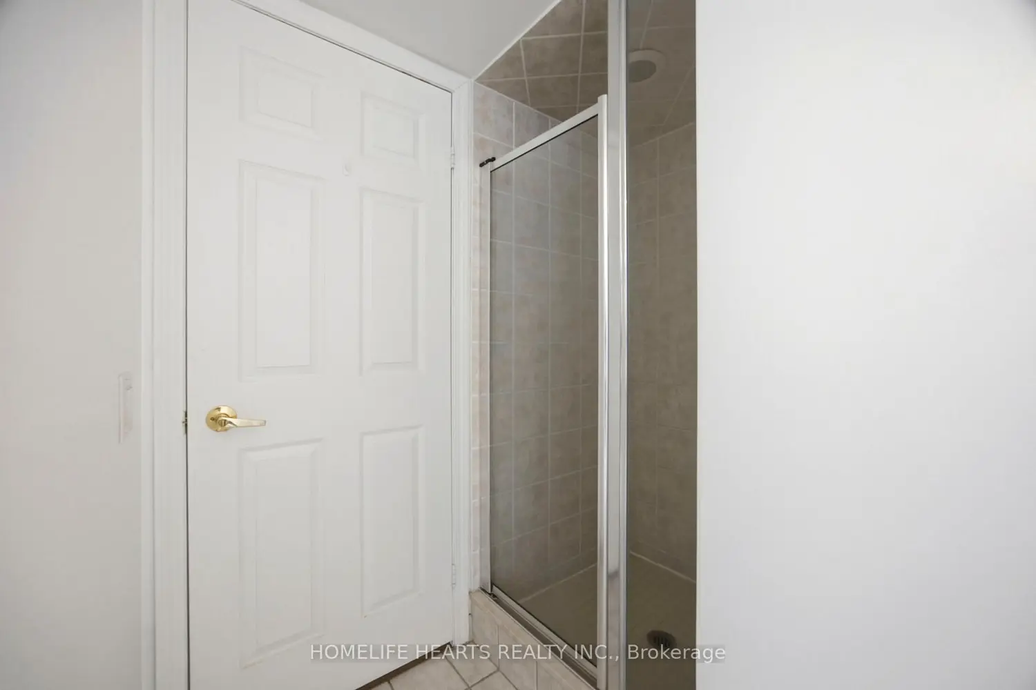 Additional image 15 of 25 Kingsbridge Garden Circle 1221