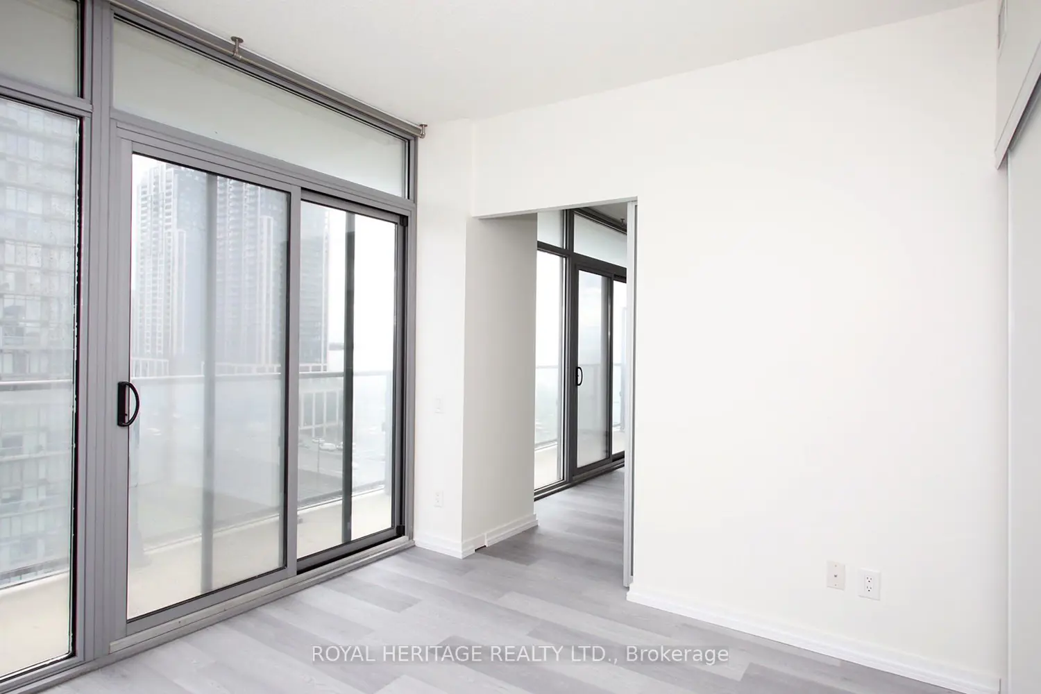 Additional image 11 of 105 Queensway Avenue 1216