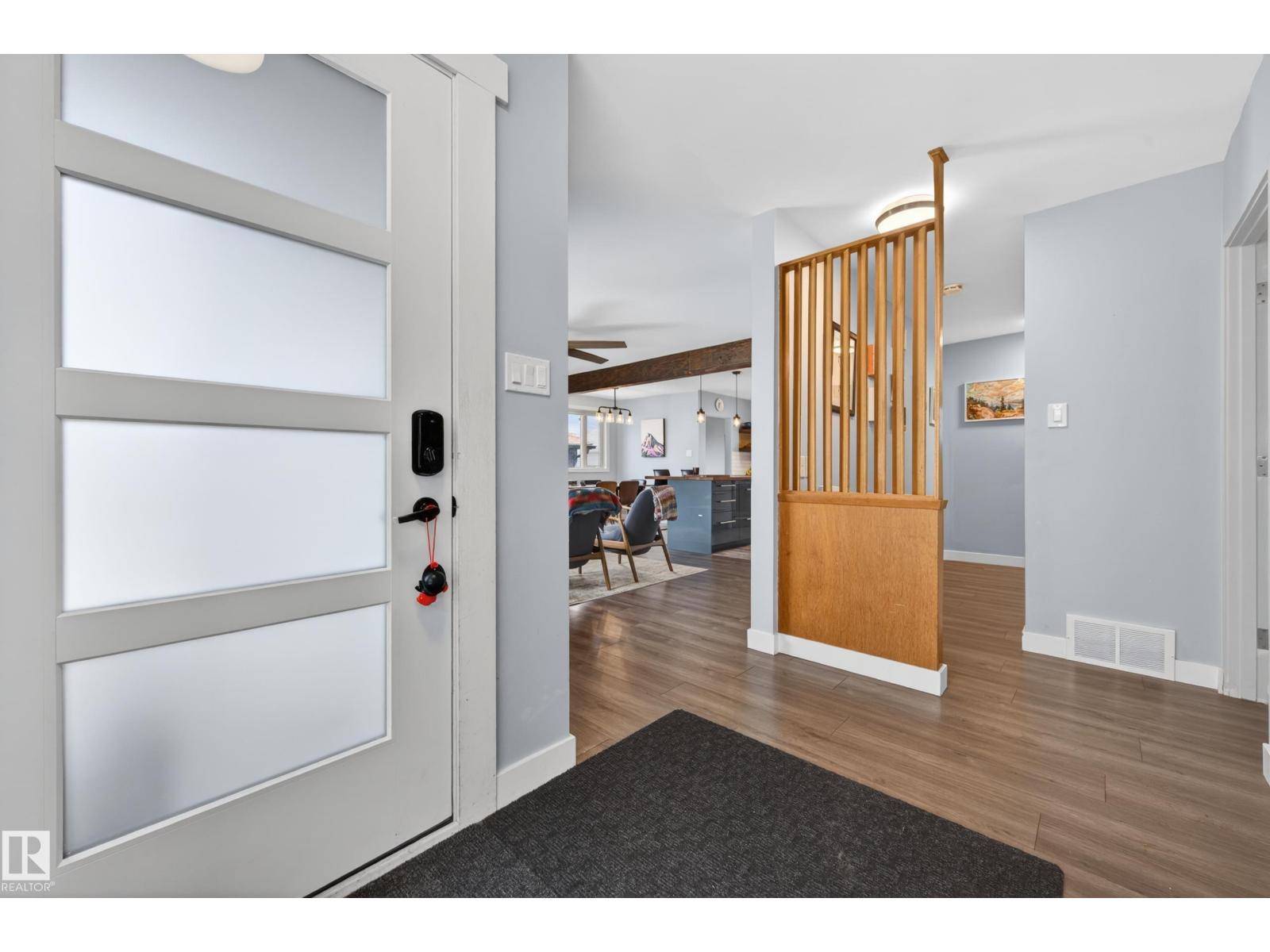 Additional image 6 of 6707 92b Avenue NW, Edmonton, AB, T6B0V8