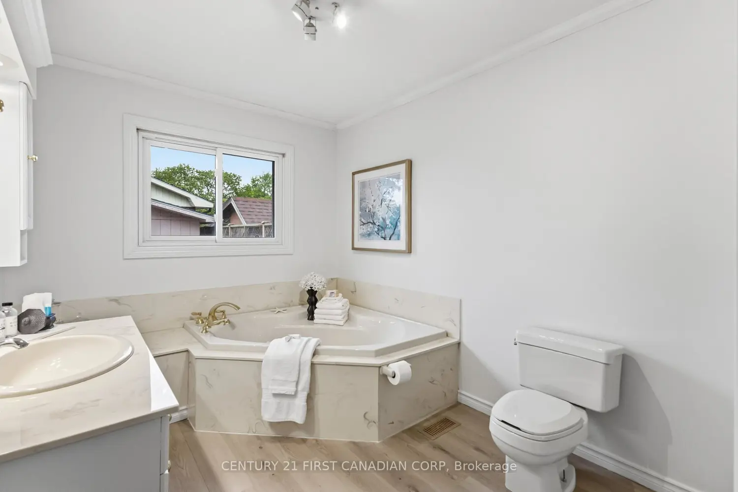 Additional image 11 of 685 Ladybrook Crescent