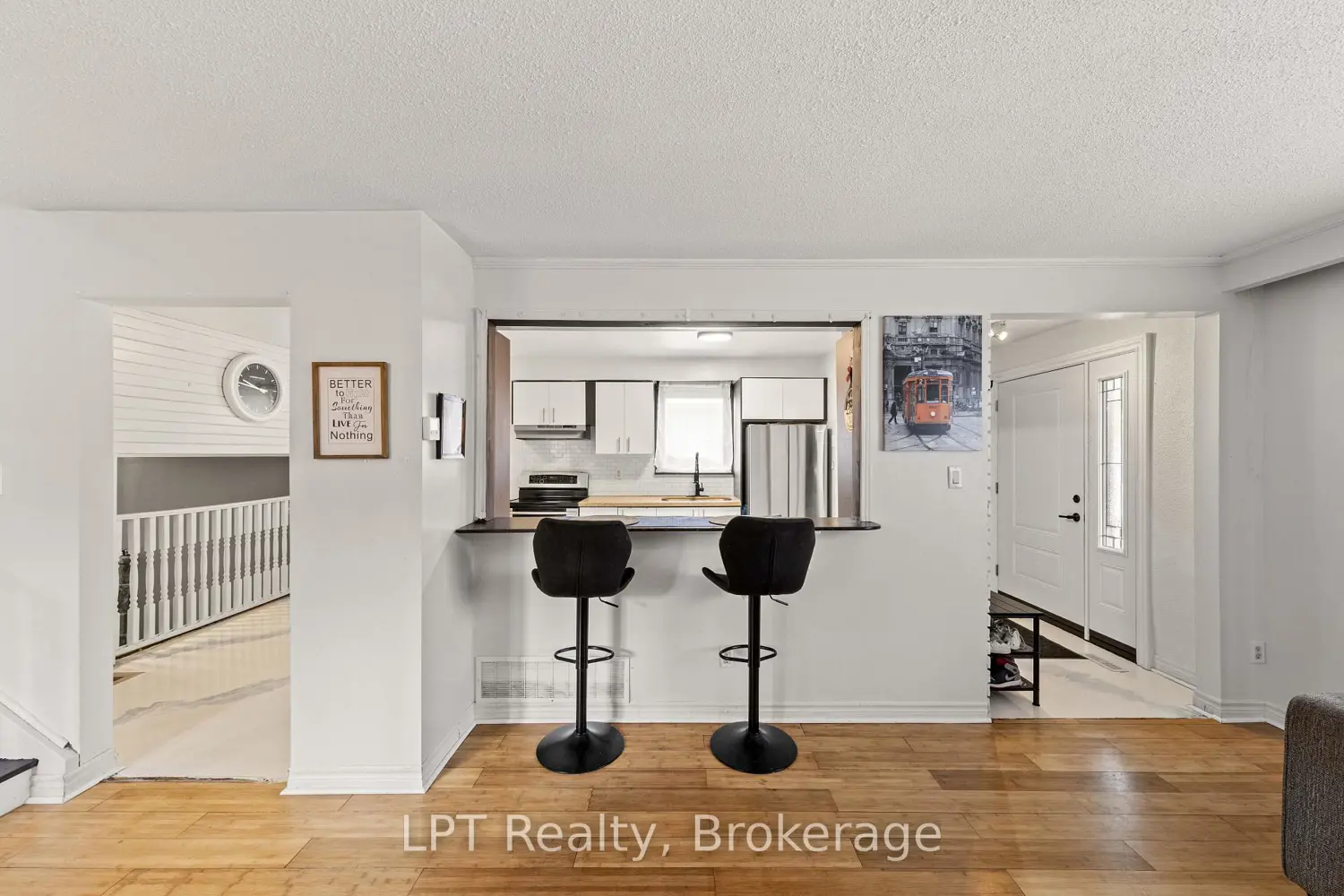 7 Briarbluff Avenue photo 3