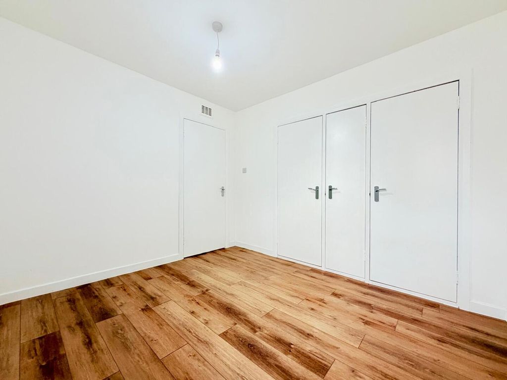 Additional image 5 of 2 bed flat to rentHigh Street, Perth PH1