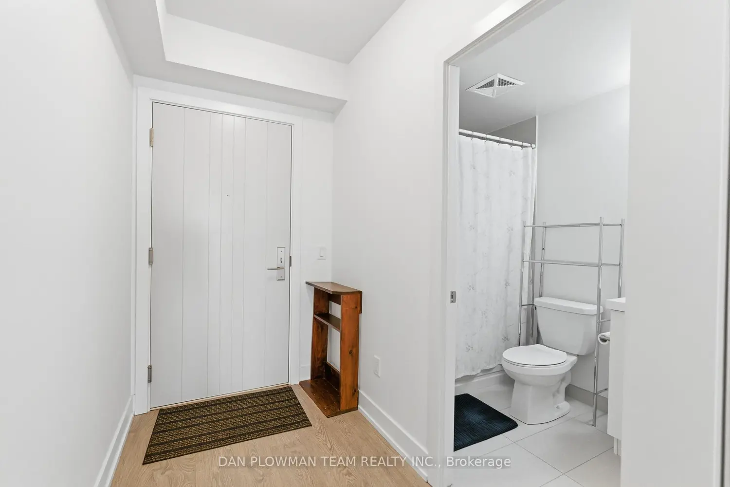 Additional image 4 of 2550 Simcoe Street 1121