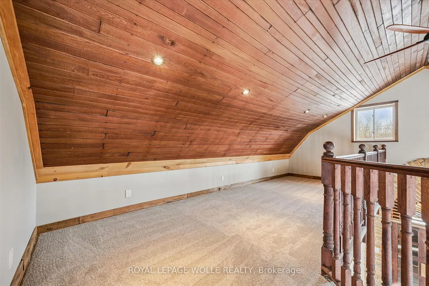 Additional image 13 of 8946 Wellington Road 16