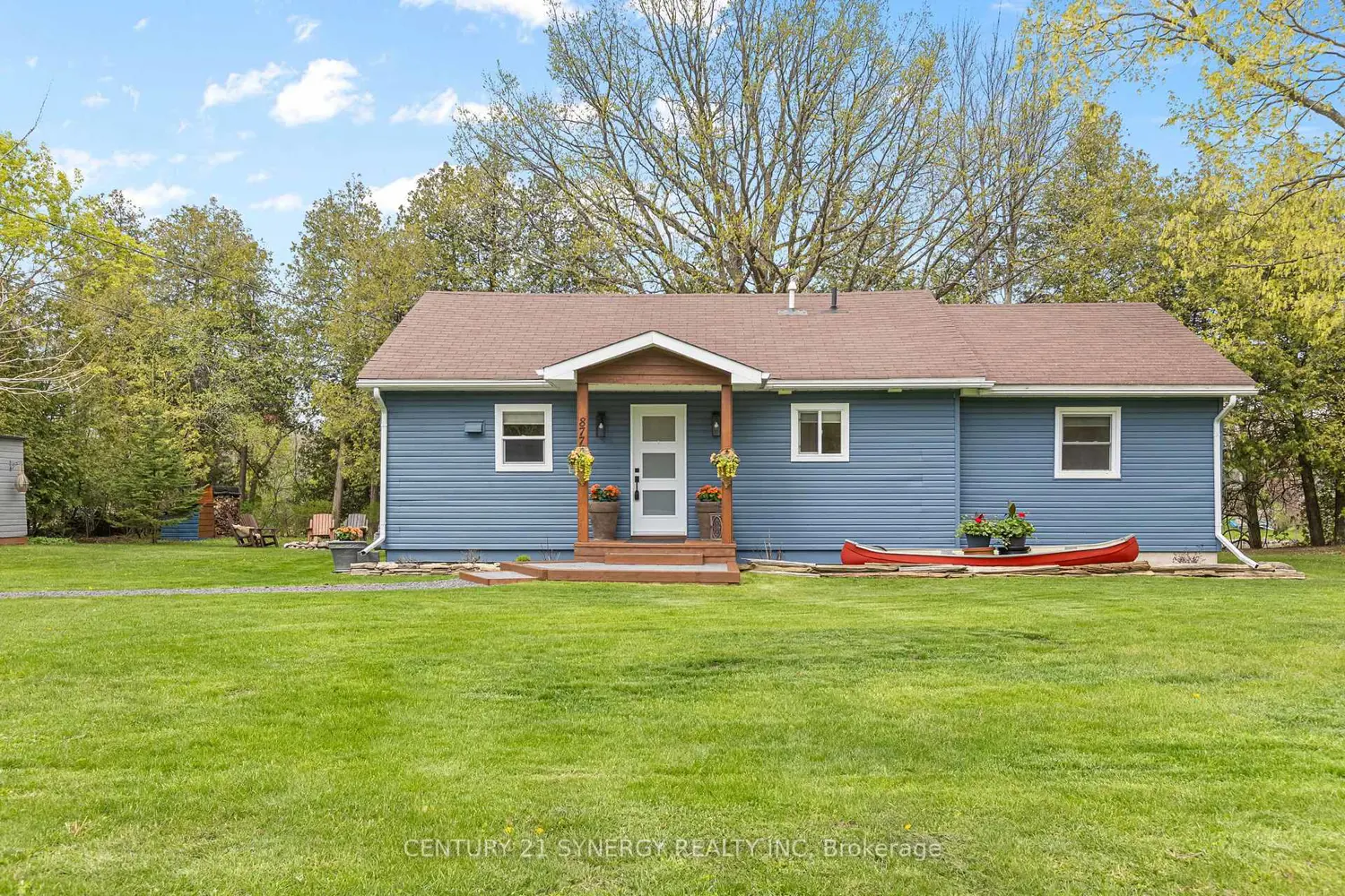 877 River Road