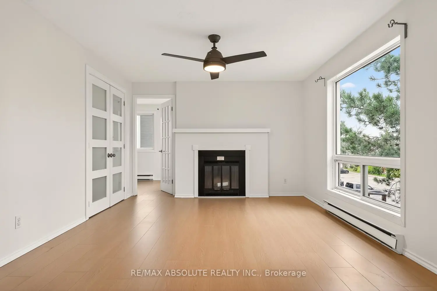 762 St. Andre Drive 5B photo 5