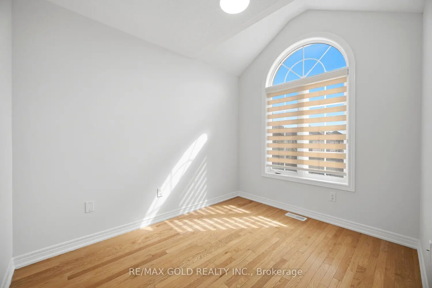 Additional image 9 of 49 Interlude Drive