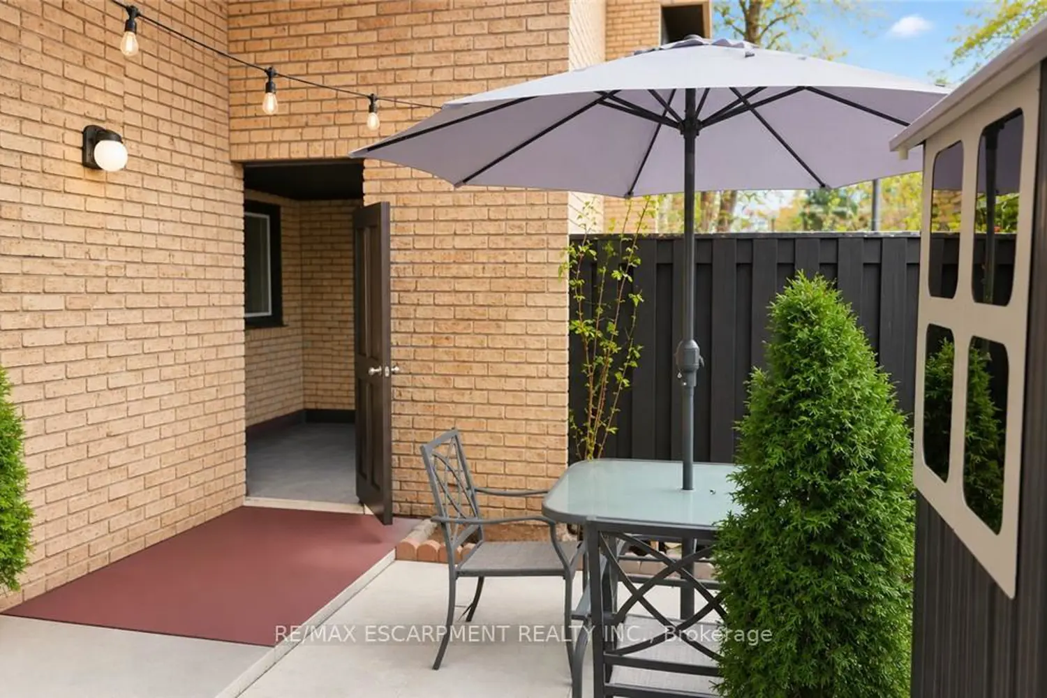 110 Ling Road 7 photo 2