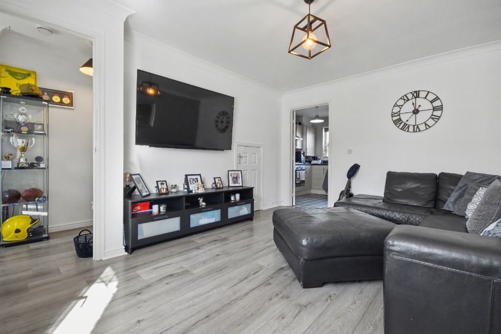 Additional image 4 of 3 bed terraced house for saleScott Way, Inverclyde, Greenock PA15