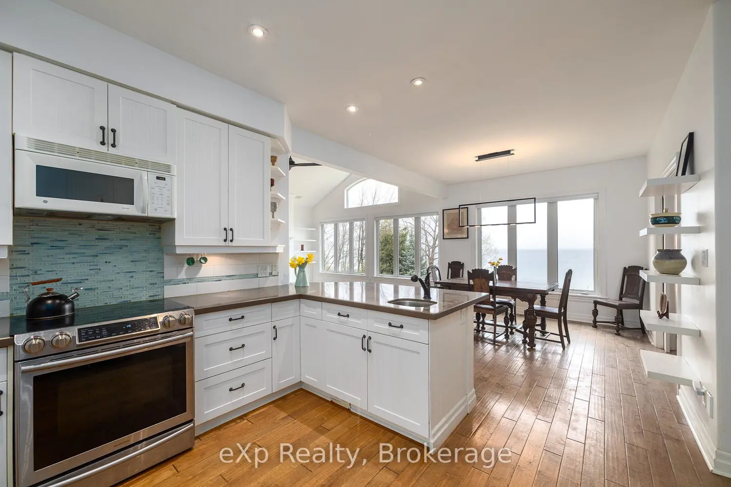 Additional image 9 of 504853 Grey Road 1