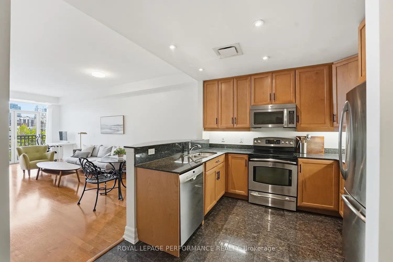 Additional image 7 of 320 Mcleod Street 312
