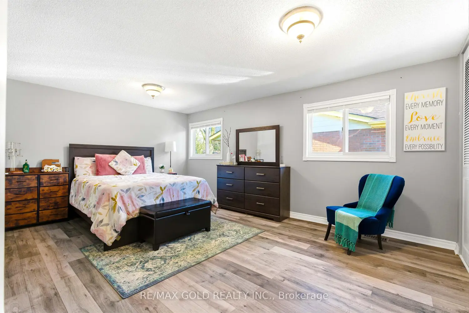 Additional image 6 of 380 Grangewood Drive