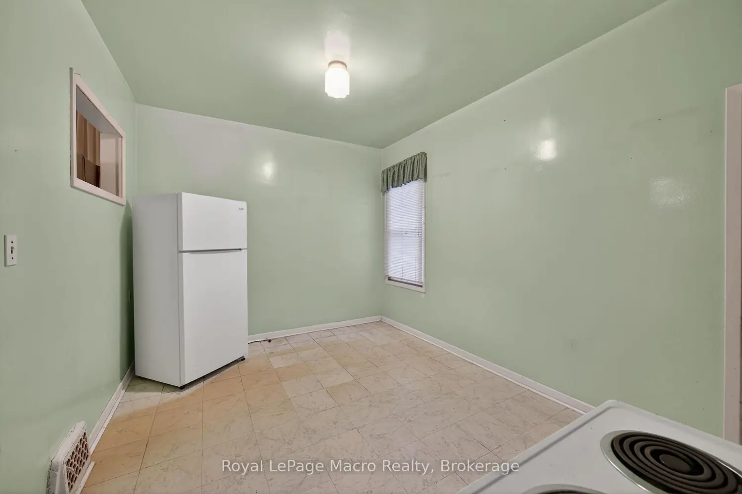 Additional image 8 of 35 Garfield Avenue